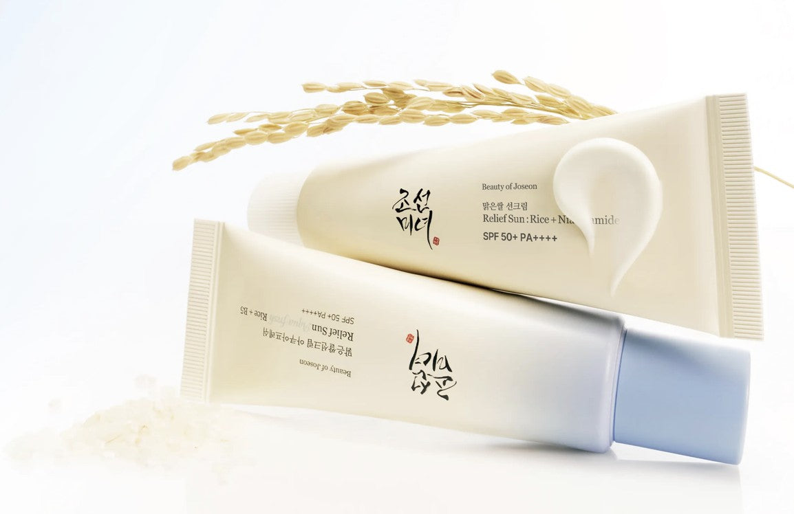 a group of white containers with rice